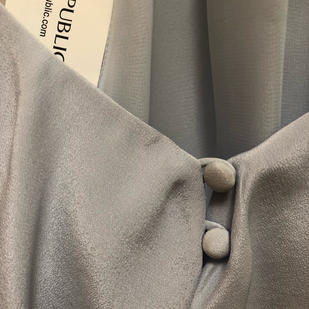 Banana Republic Sleeveless Silk Top - Picture 4 of 4